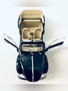 Polistil S220 Volkswagen Beetle Convertible 1:24 Diecast Black VW Bug Italy